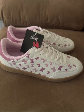 Minnie Mouse Slip On Shoes Womens 10 Disney